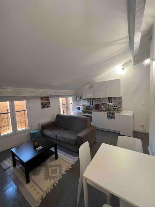 Apartmán Magnifique T3 Duplex Aubagne Exteriér fotografie